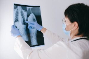 doctor spine Regenerative Medicine & Orthopedics Miami